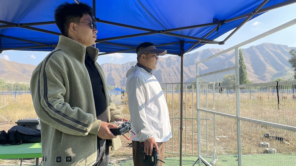 新疆保华润天无人机培训：探索飞手无限可能
