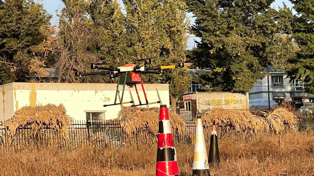 专业造就非凡:保华润天新疆无人机03考点培育顶尖飞行人才