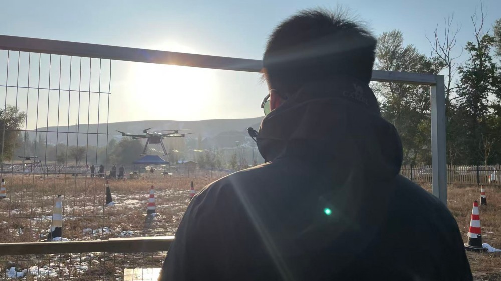 专业造就非凡:保华润天新疆无人机03考点培育顶尖飞行人才