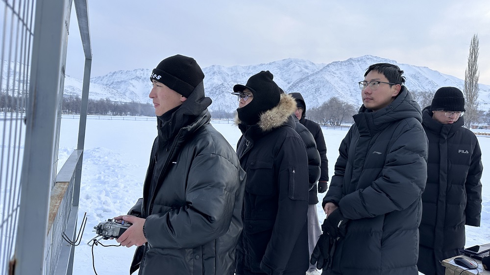 新疆无人机飞手培训，选保华润天，因为我们是官方 03 考点