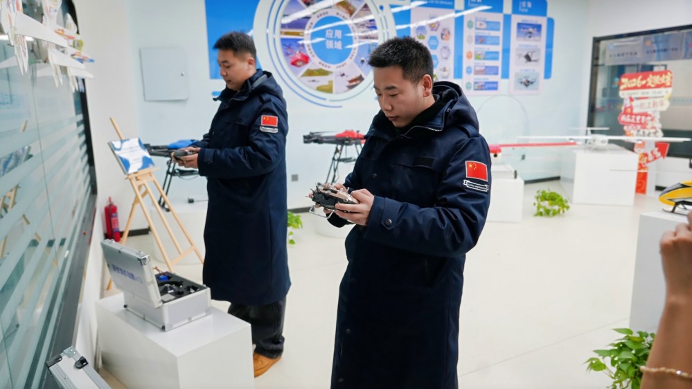 保华润天无人机执照与技能等级证书“双证合一”:2026新疆学员新机遇